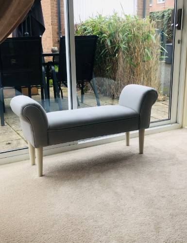 Small chaise lounge bedroom - small,